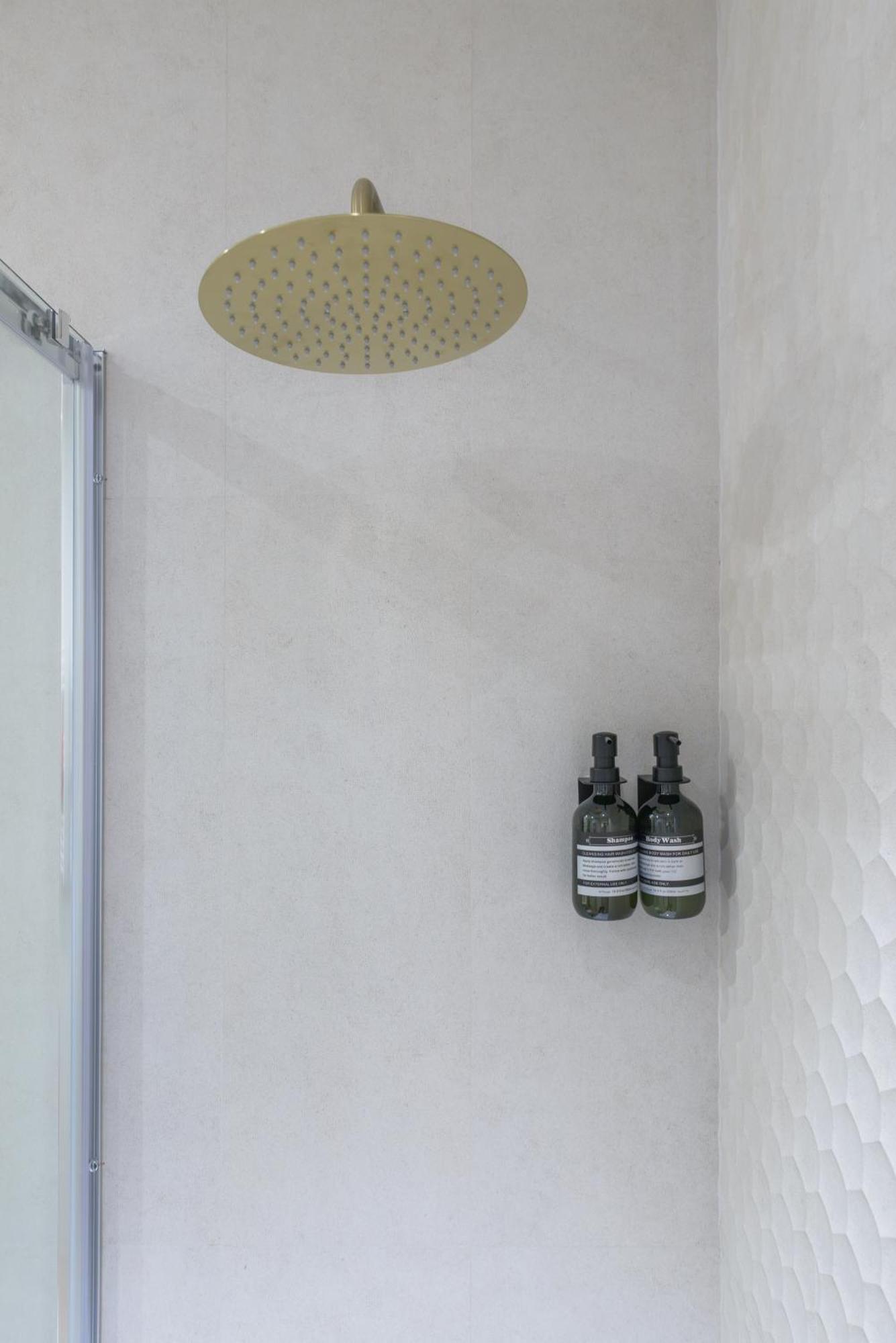 Gran Via New 2Br 1Bth Elevator Apartment มาดริด ภายนอก รูปภาพ