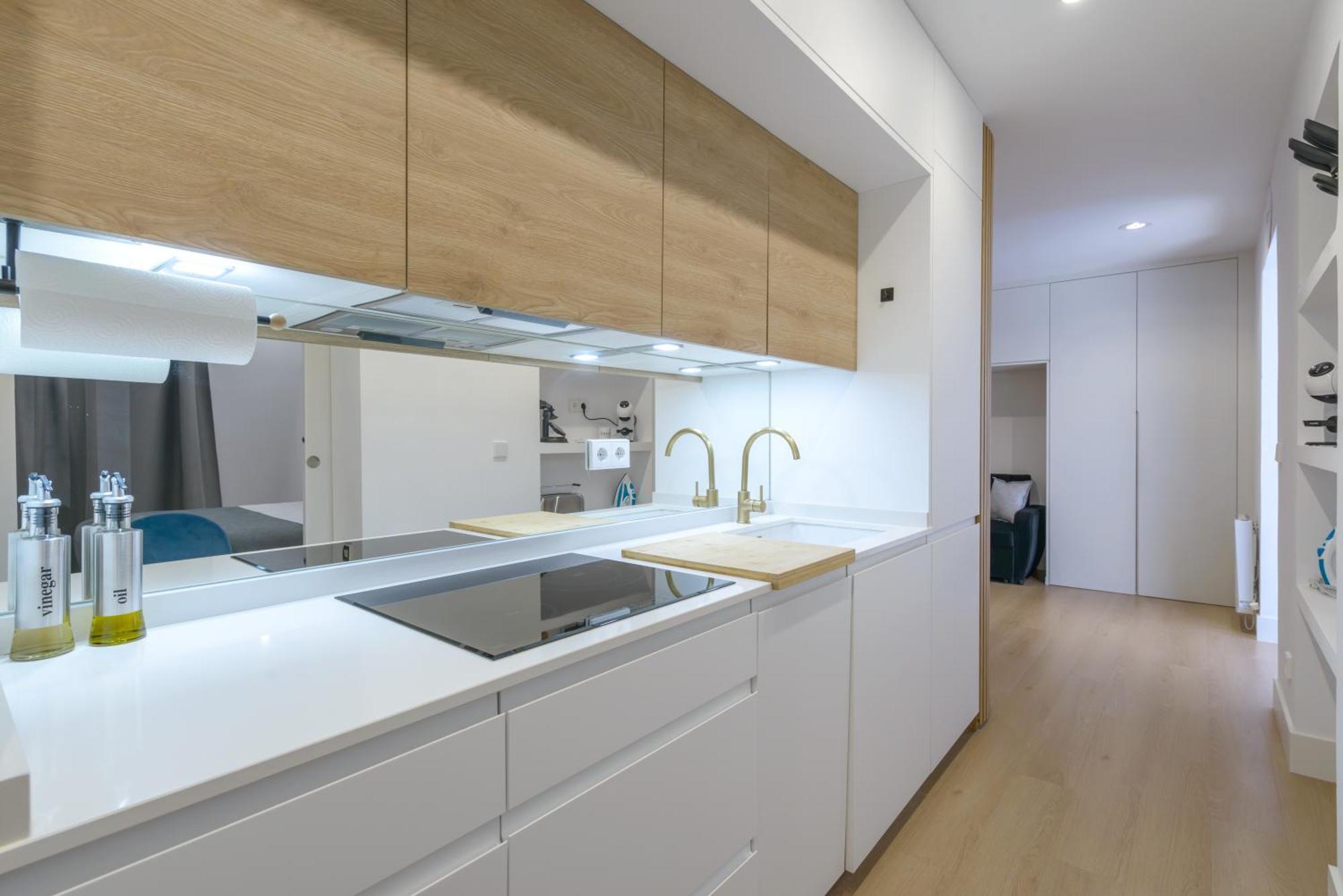 Gran Via New 2Br 1Bth Elevator Apartment มาดริด ภายนอก รูปภาพ