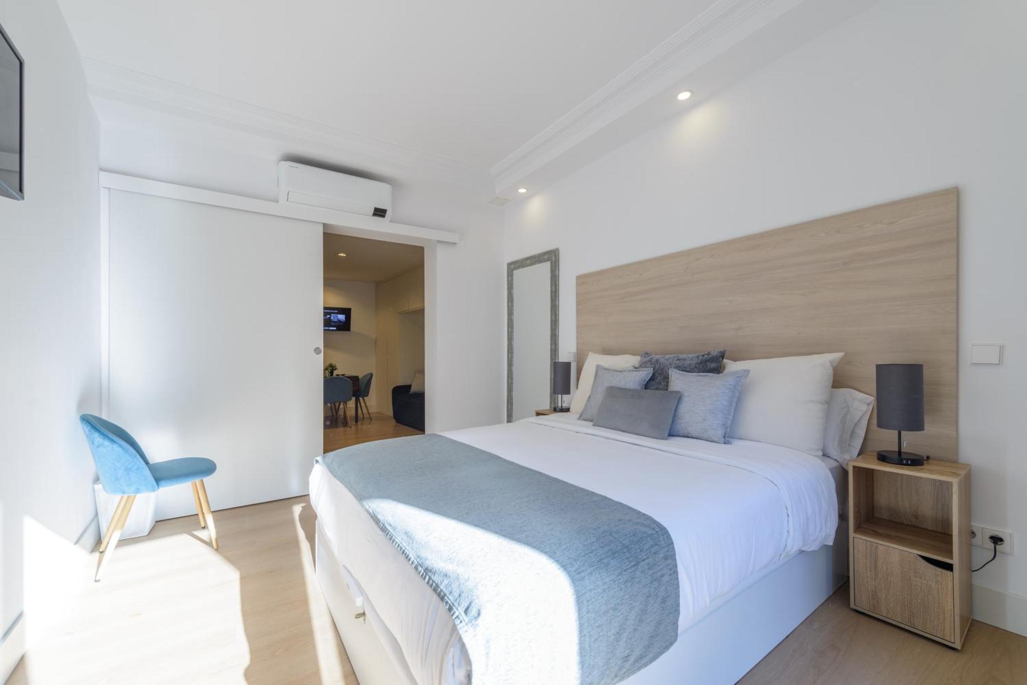 Gran Via New 2Br 1Bth Elevator Apartment มาดริด ภายนอก รูปภาพ