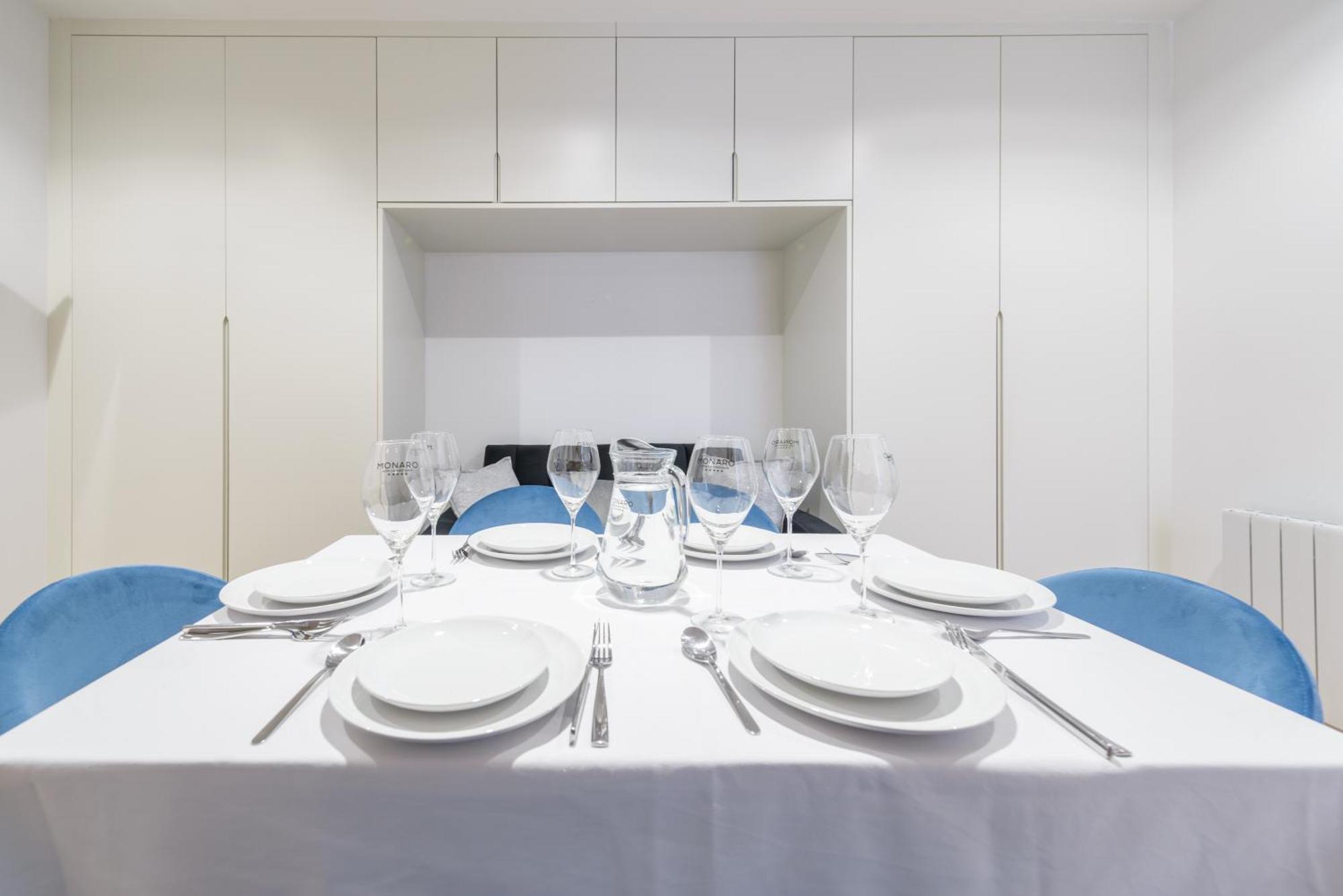 Gran Via New 2Br 1Bth Elevator Apartment มาดริด ภายนอก รูปภาพ
